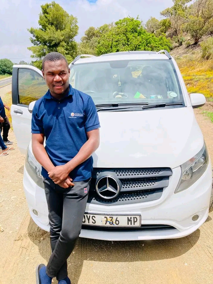 Assistant Coach Thato Fakude